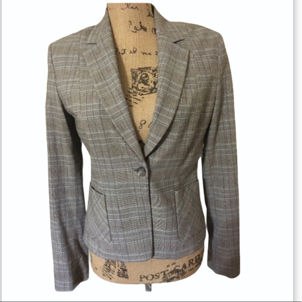 Elie Tahari Blazer